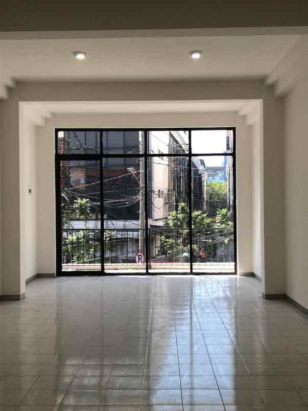 disewakan rumah jalan bongkaran