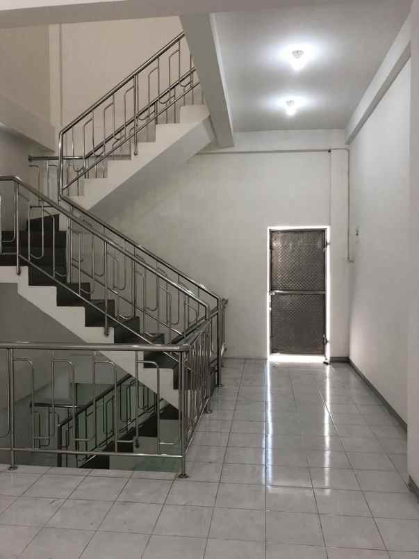 disewakan rumah jalan bongkaran