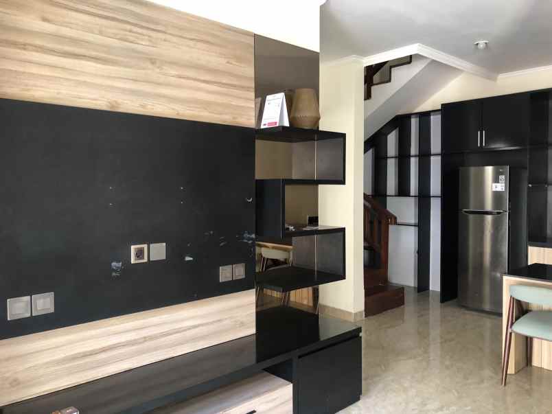 disewakan rumah jalan tukad balian renon