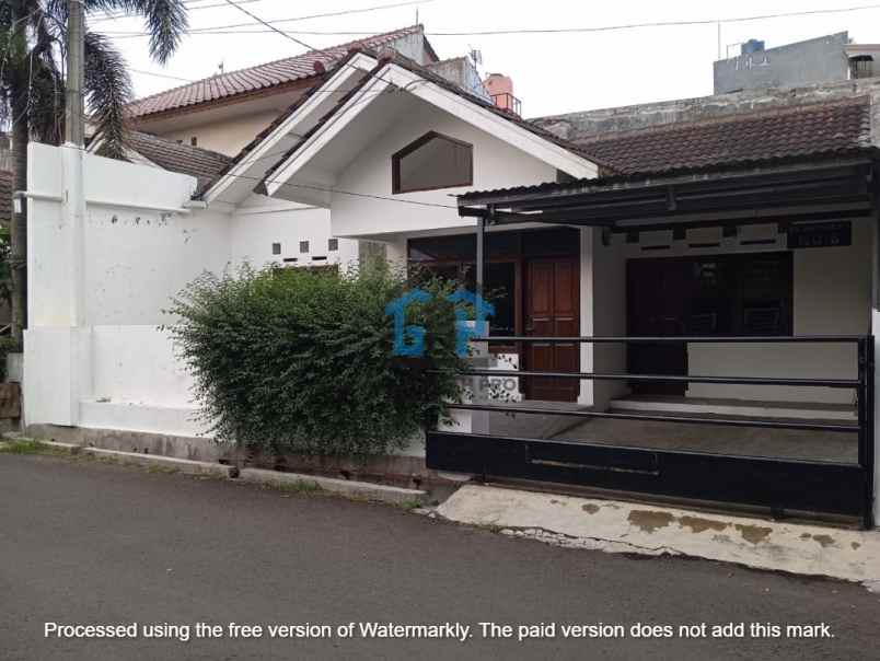 disewakan rumah jl pesantren