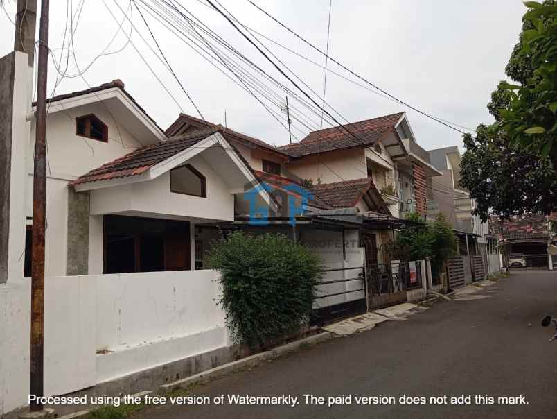 disewakan rumah jl pesantren