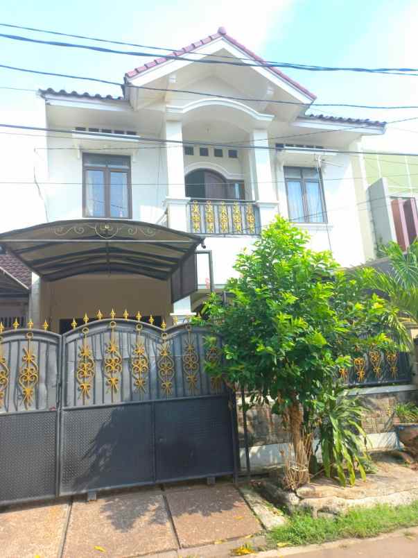disewakan rumah jl pondok kelapa duren
