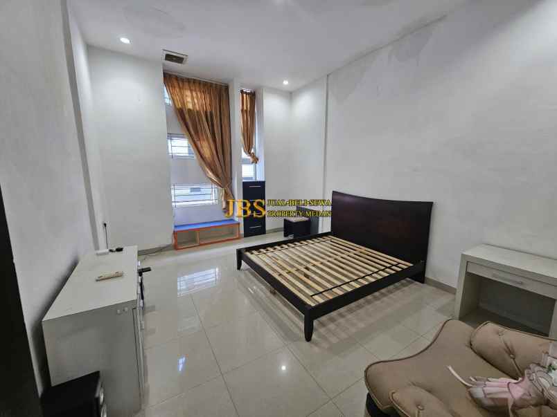 disewakan rumah komplek krakatau anggrek