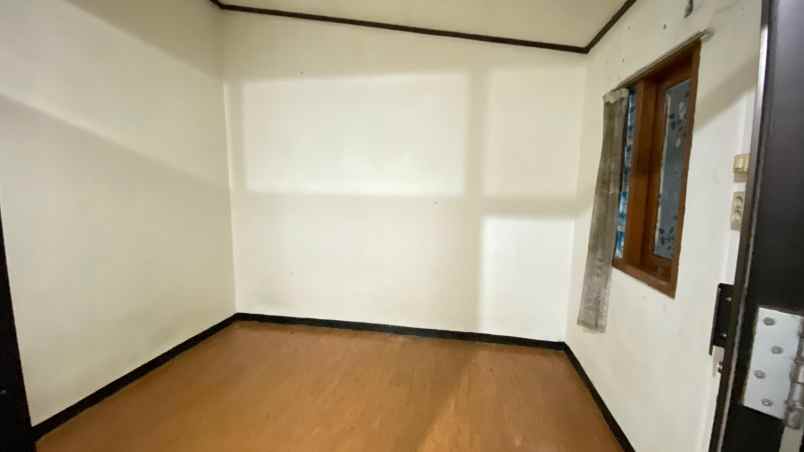 disewakan rumah serdang