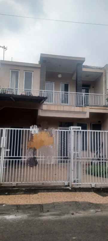 disewakan rumah taman modern