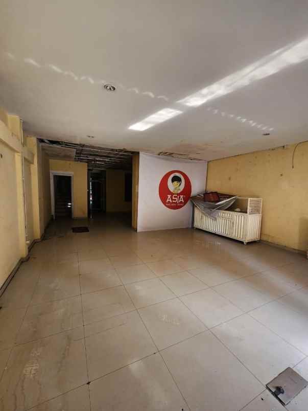 disewakan untuk usaha ruko raya nginden