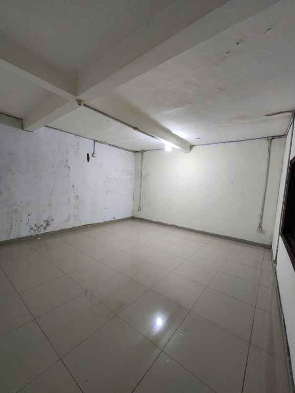 disewakan untuk usaha ruko raya nginden