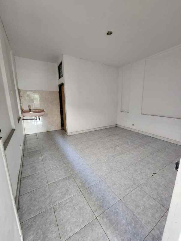 disewakan untuk usaha ruko raya nginden