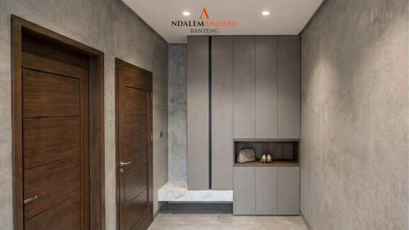 eksklusif rumah mewah full furnished dekat ugm jih