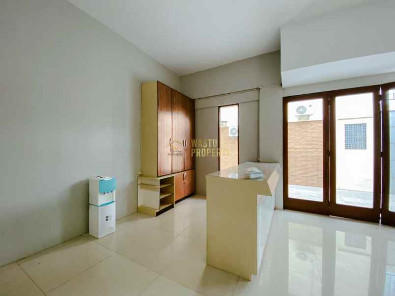 guest house tanah luas di maguwoharjo sleman