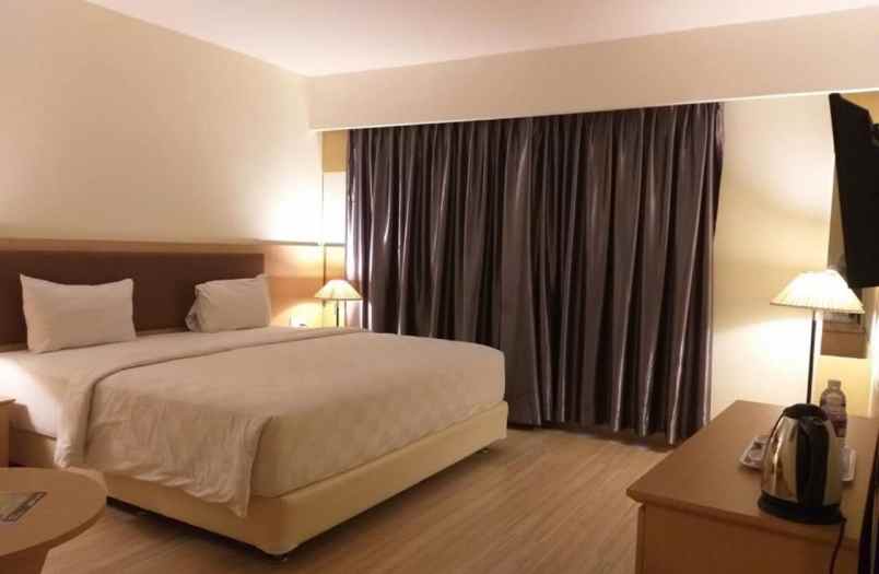 jual hotel bagus strategis di lubuk baja kota batam