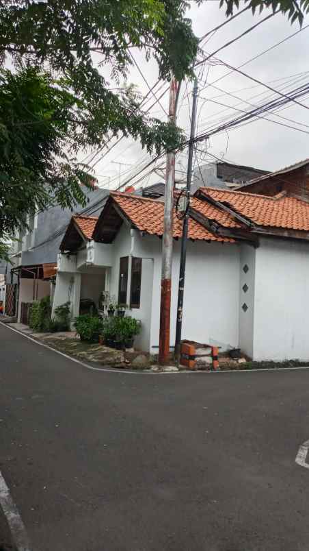 jual rumah lama di rawamangun
