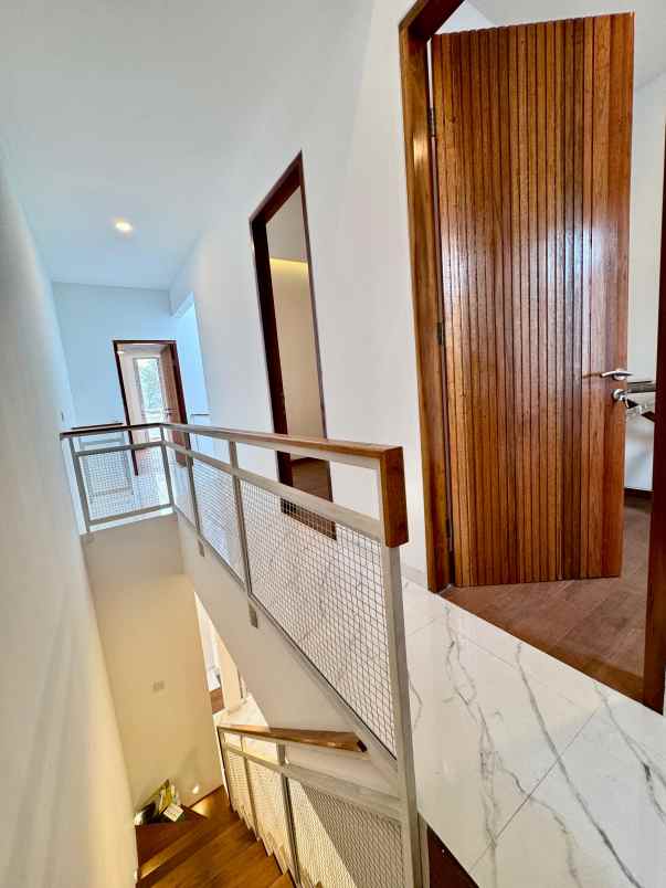 jual rumah minimalis modern komplek ddn cibubur