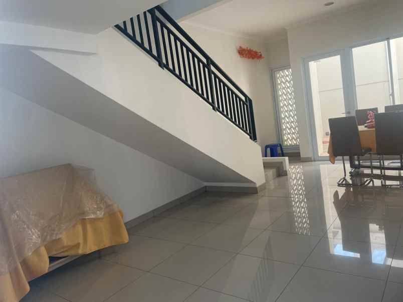jual rumah premium amanda 8 summarecon bandung