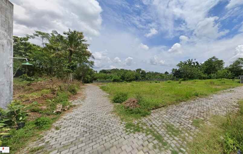 kavling palagan belakang hotel hyyat