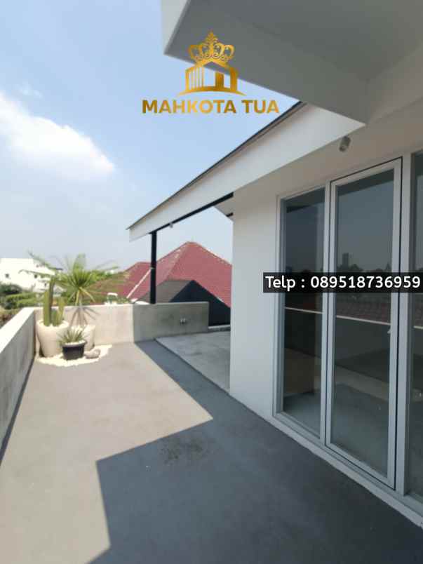 kemang brand new house siap huni dengan rooftop