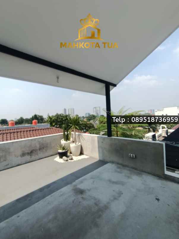 kemang brand new house siap huni dengan rooftop