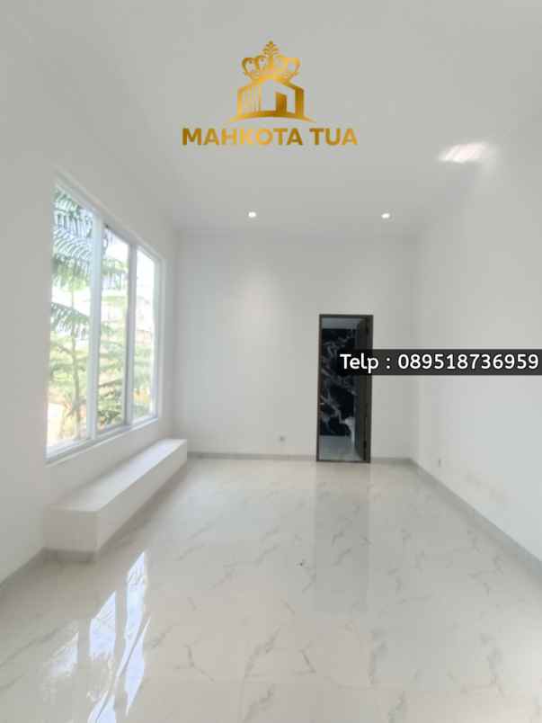 kemang brand new house siap huni dengan rooftop