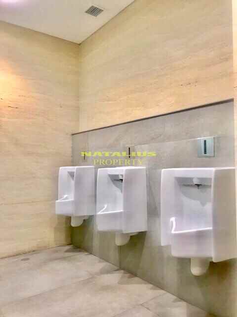 komersial mega kuningan