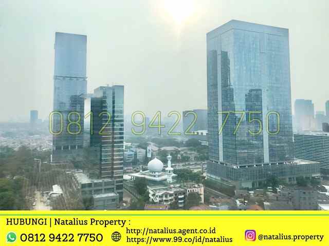 komersial mega kuningan