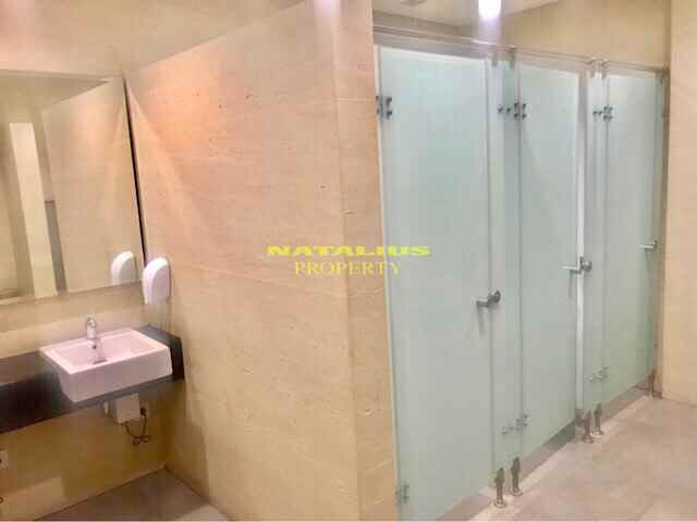 komersial mega kuningan