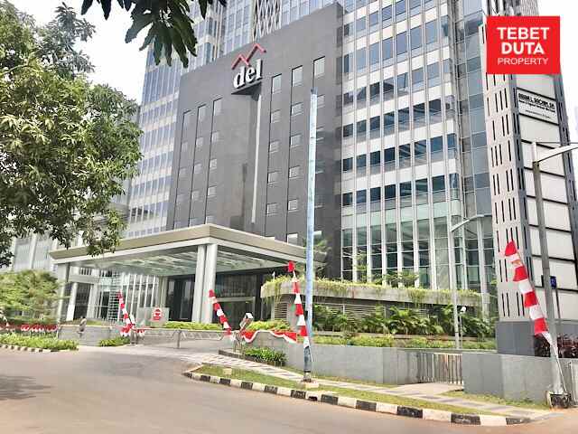 komersial mega kuningan