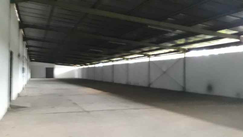 komersial ujung berung soetta gede