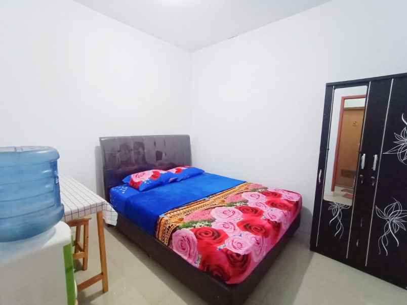 kost jl ketapang iii no 144