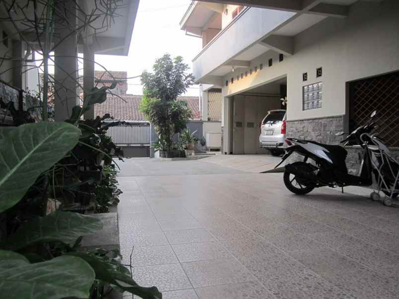 kost komp suaka indah kerkof