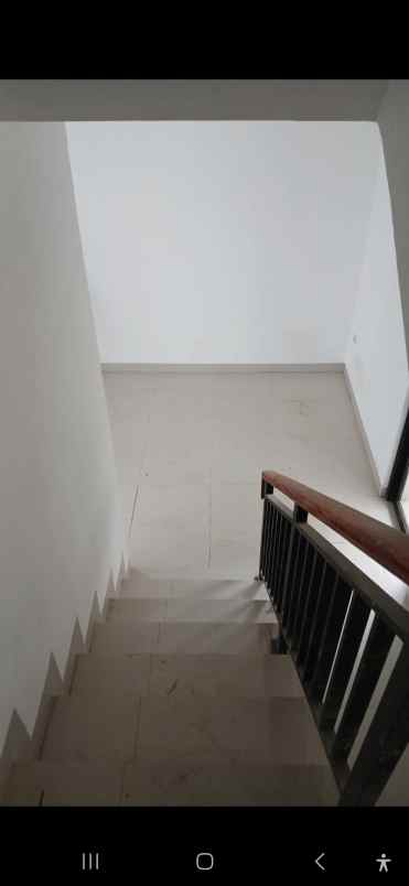 miliki rumah impian suasana villa di bandung barat