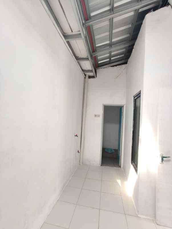 over kredit rumah siap huni