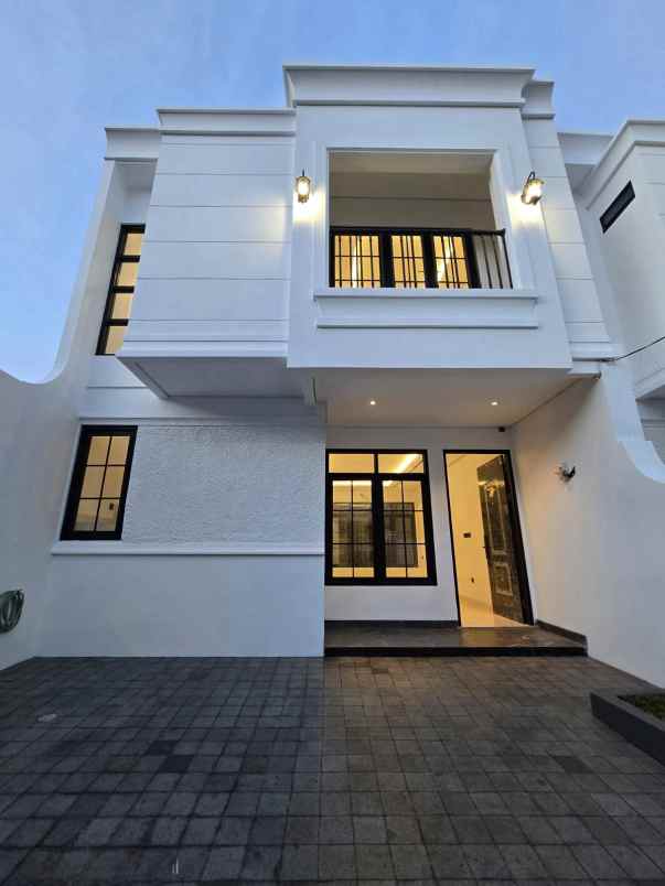 promo khusus agustus rumah mewah di duren sawit