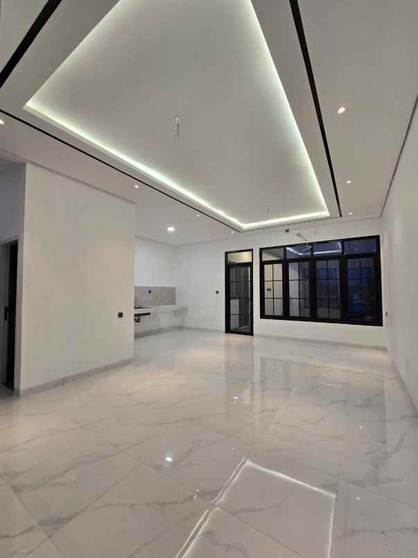 promo khusus agustus rumah mewah di duren sawit