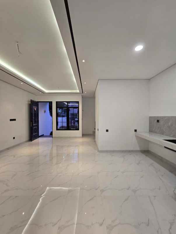 promo khusus agustus rumah mewah di duren sawit
