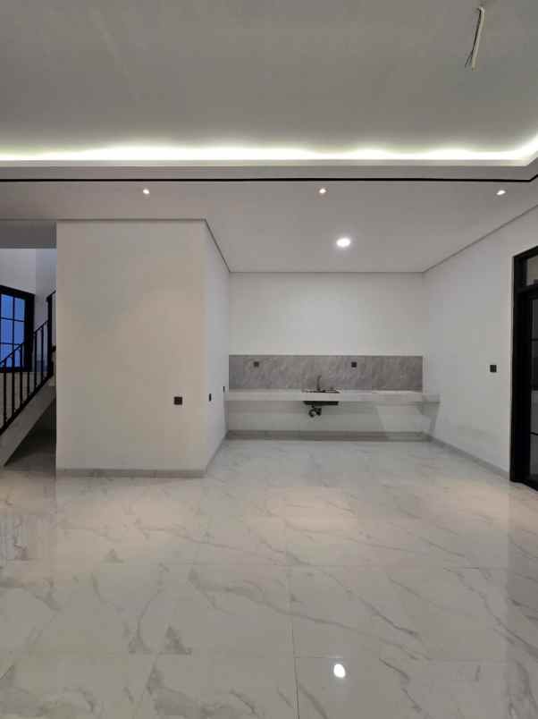 promo khusus agustus rumah mewah di duren sawit