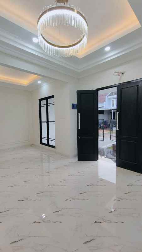 rasain hidup tenang di rumah modern kencana loka bsd