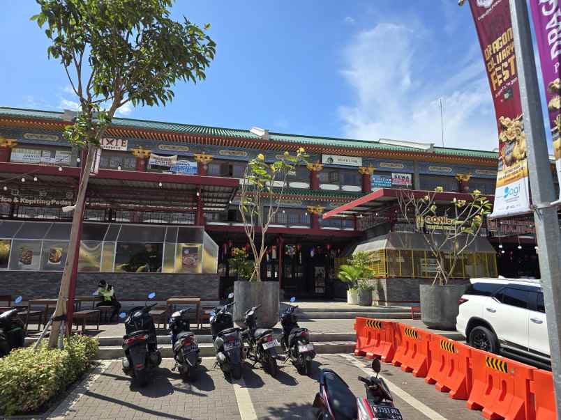 rukan 3 lantai grand shanghai pik 2 murah strategi