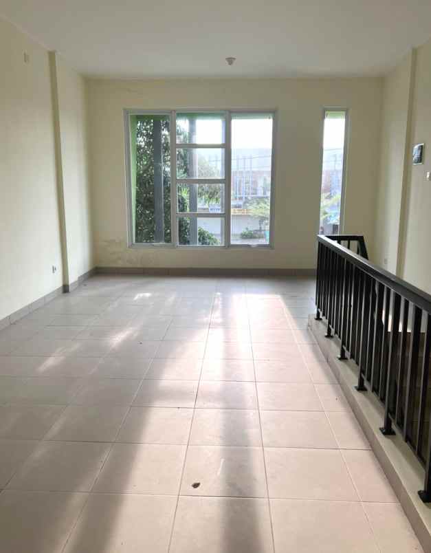 ruko gudang kantor ruko descada perumahan