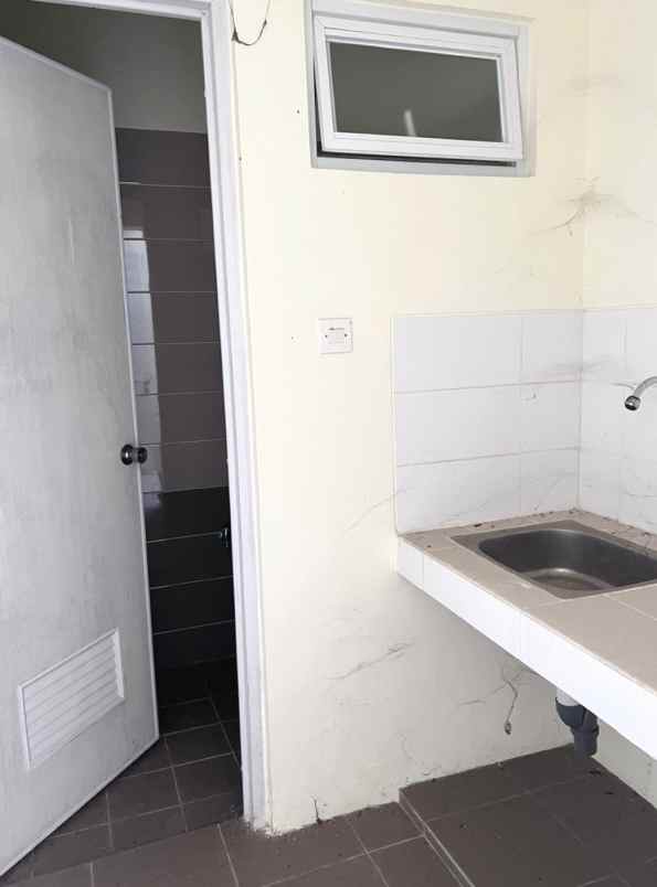 ruko gudang kantor ruko descada perumahan