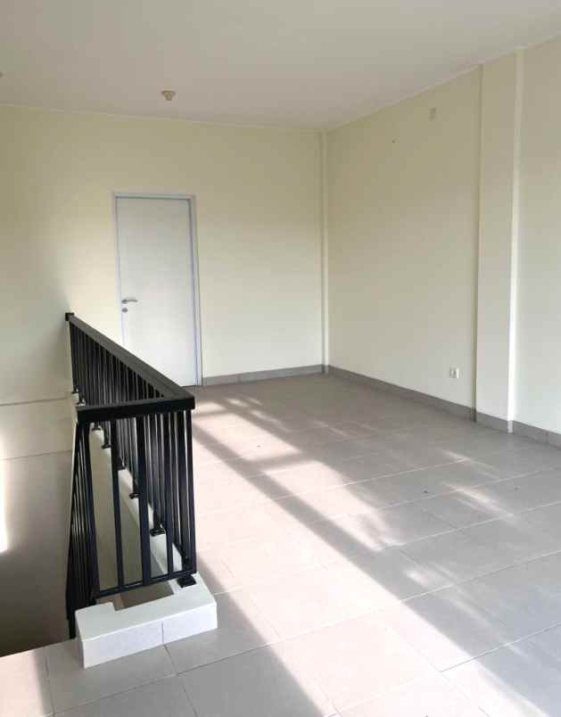 ruko gudang kantor ruko descada perumahan