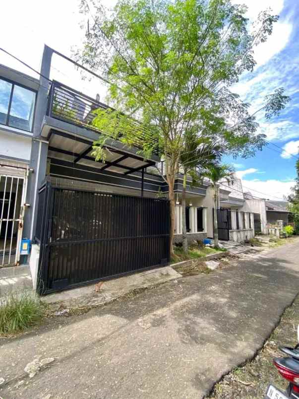 rumah 1 5 lantai lokasi sawojajar 1 malang