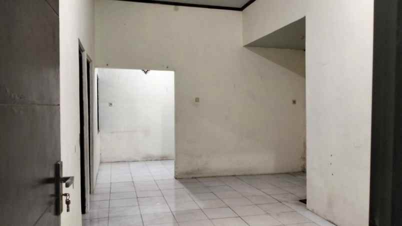 rumah 1 lantai siap huni di menganti gresikn