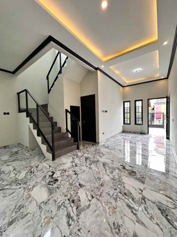 rumah 2 5lt di cinere bu harga di bawah pasaran