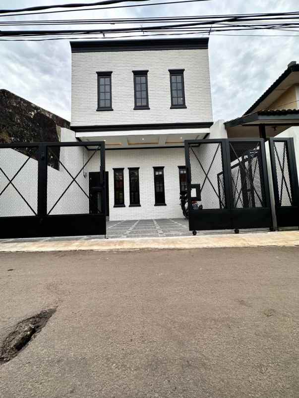 rumah 2 5lt di cinere bu harga di bawah pasaran