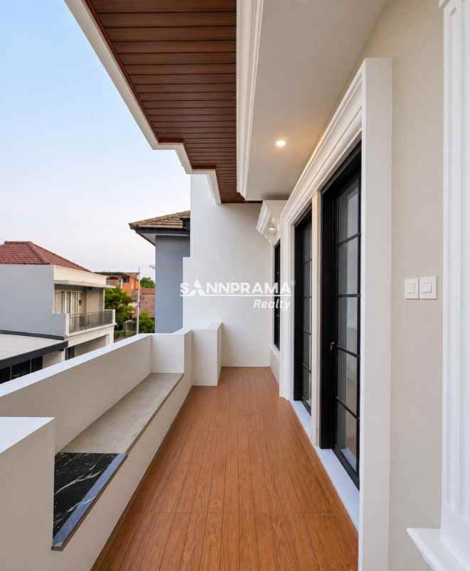 rumah 2 lantai ada pool di tanah baru depok