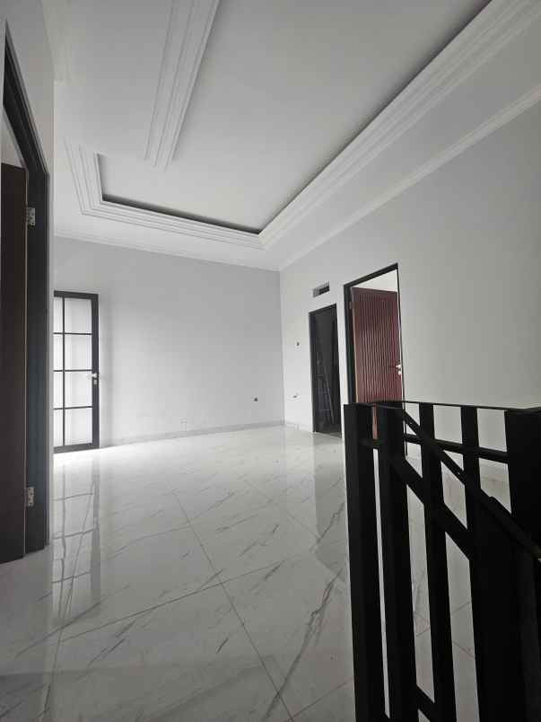 rumah 2 lantai desain etnic bali modern di tapos depok