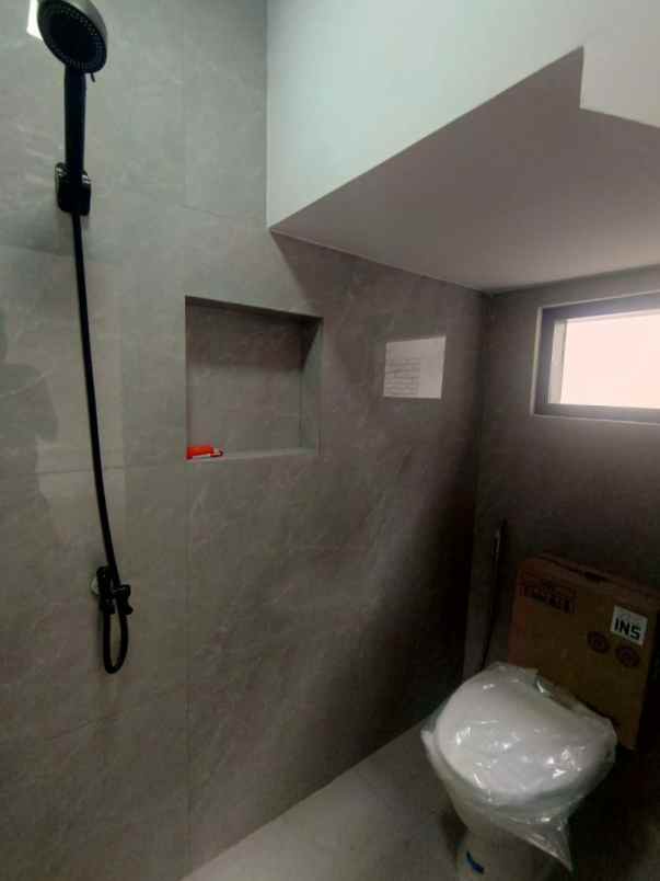 rumah 2 lantai jagakarsa jakarta selatan