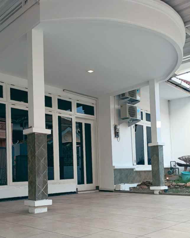 rumah bagus banyumanik semarang
