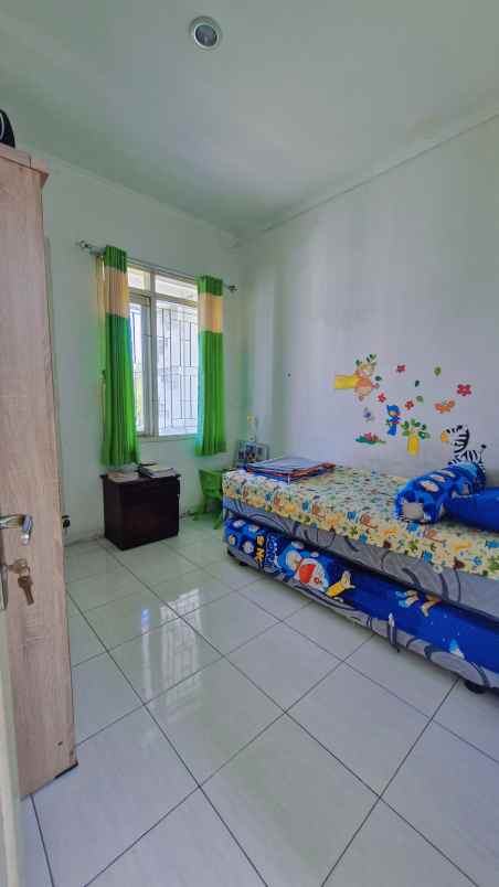 rumah baru 2 lantai di kiara sari buah batu bandung