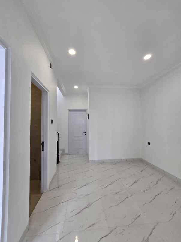 rumah baru harga terbaik dalam komplek di pondok bambu